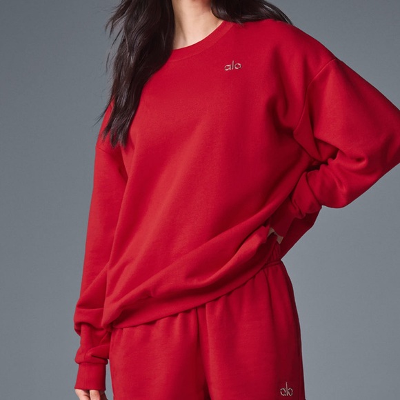 ALO Yoga Tops - NWT ALO YOGA Accolade Crewneck Pullover Bold Red